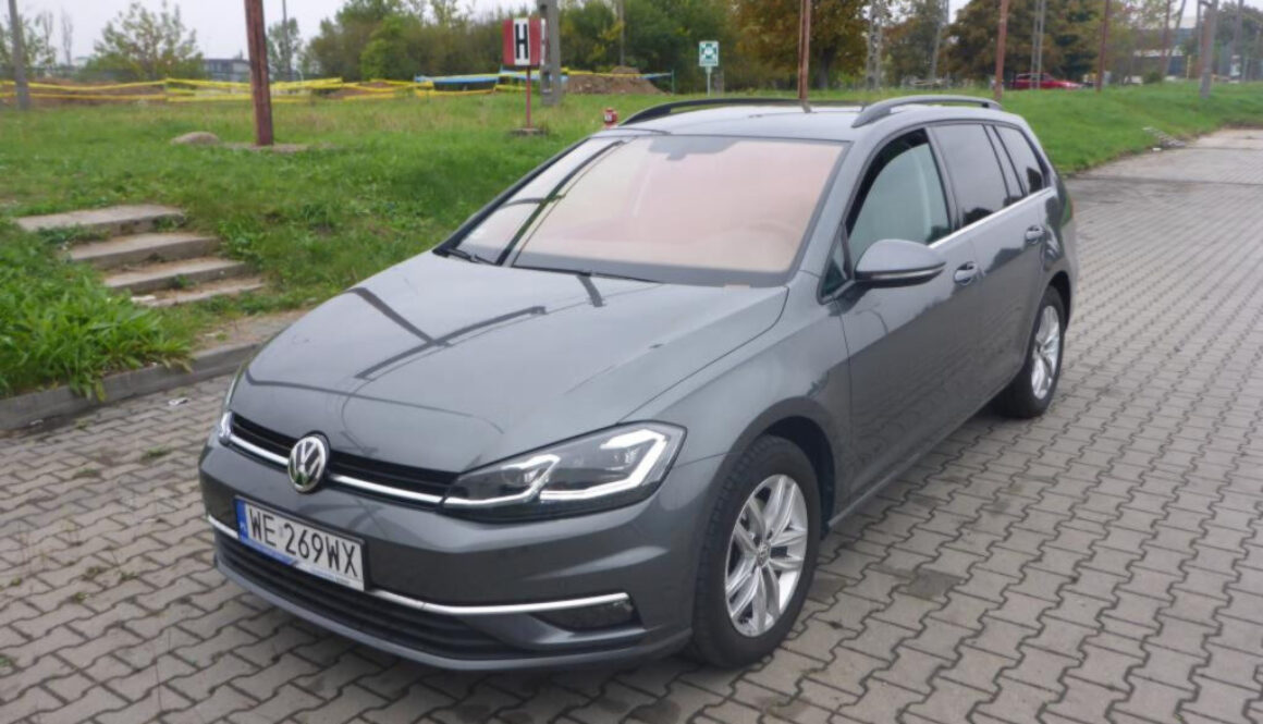 Volkswagen Golf 1.6 TDI 115KM Highline Variant A7 116KM AN (Estate 5dr.) - OSOB.